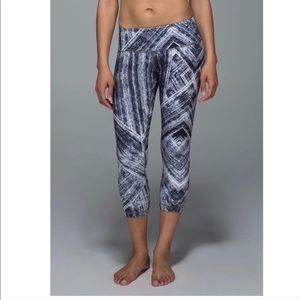 Lululemon Wunder Under Luon  leggings (size 4)